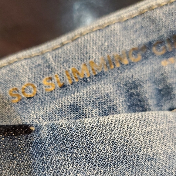 Chico's Blue So Slimming Girlfriend Slum Leg Ankle Jeans w Distressed Patchwork - Picture 10 of 14